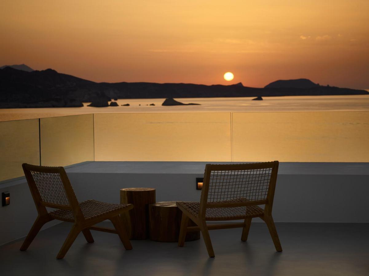 Domes White Coast Milos, Adults Only - Small Luxury Hotels Of The World Mytakas Exterior foto